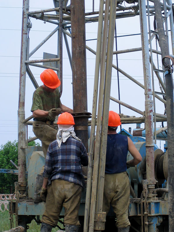 Поисково-разведочные работы для обеспечения запасами подземных вод гражданских и промышленных объектов